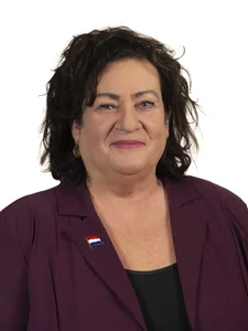 Caroline van der Plas